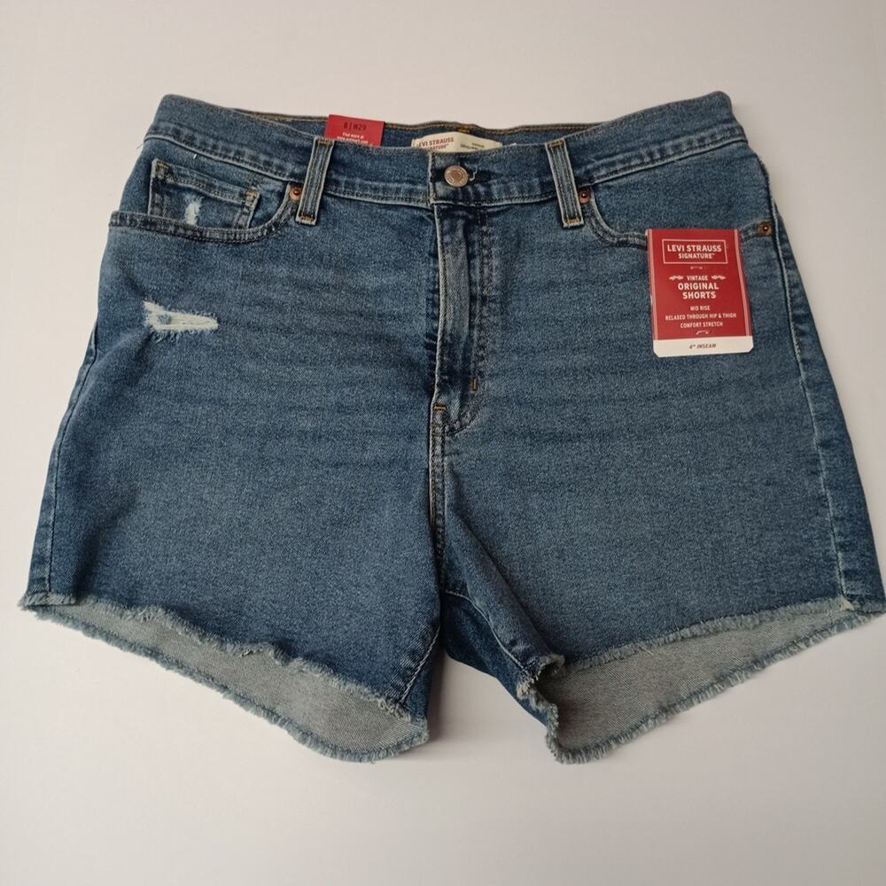 Signature Levi Strauss Women's Mid Rise 4" Denim Shorts Size 8 W29 Blue‎